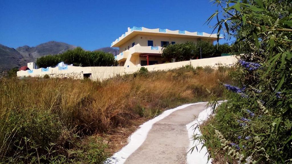 Vrachos Apartments Frangokastello Exterior foto